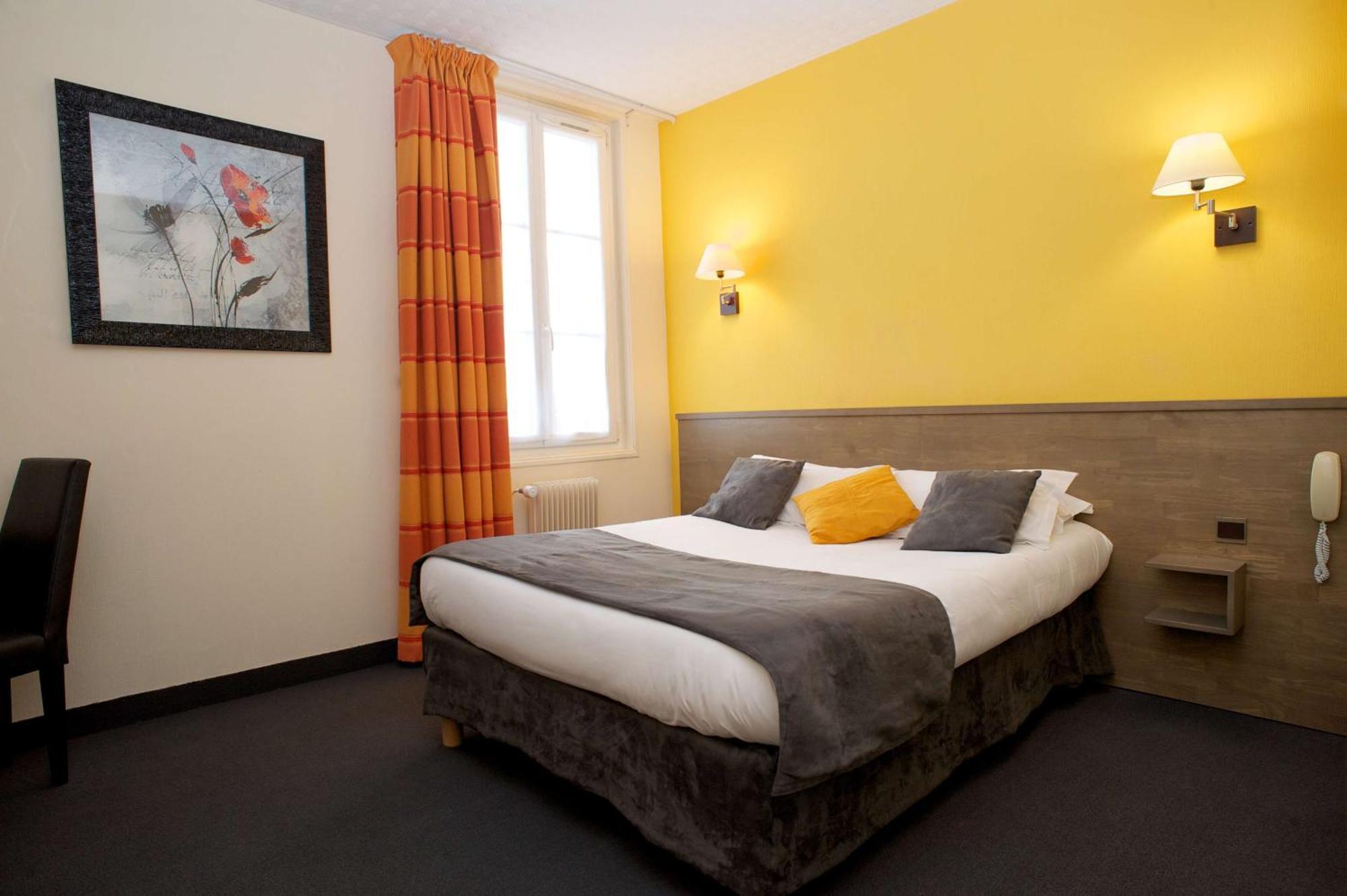 Brit Hotel Le Surcouf Saint-Malo Exterior photo