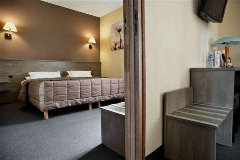 Brit Hotel Le Surcouf Saint-Malo Room photo